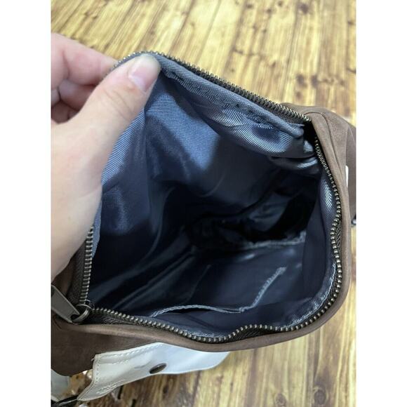 The Walking Dead - Michonne Faux Leather Sling Bag NWT - Picture 12 of 16